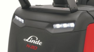 Zwei LED-Scheinwerfer des Kommissionierers N20 C D von Linde Material Handling