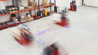 Automatisierte Fahrzeuge im Warenlager